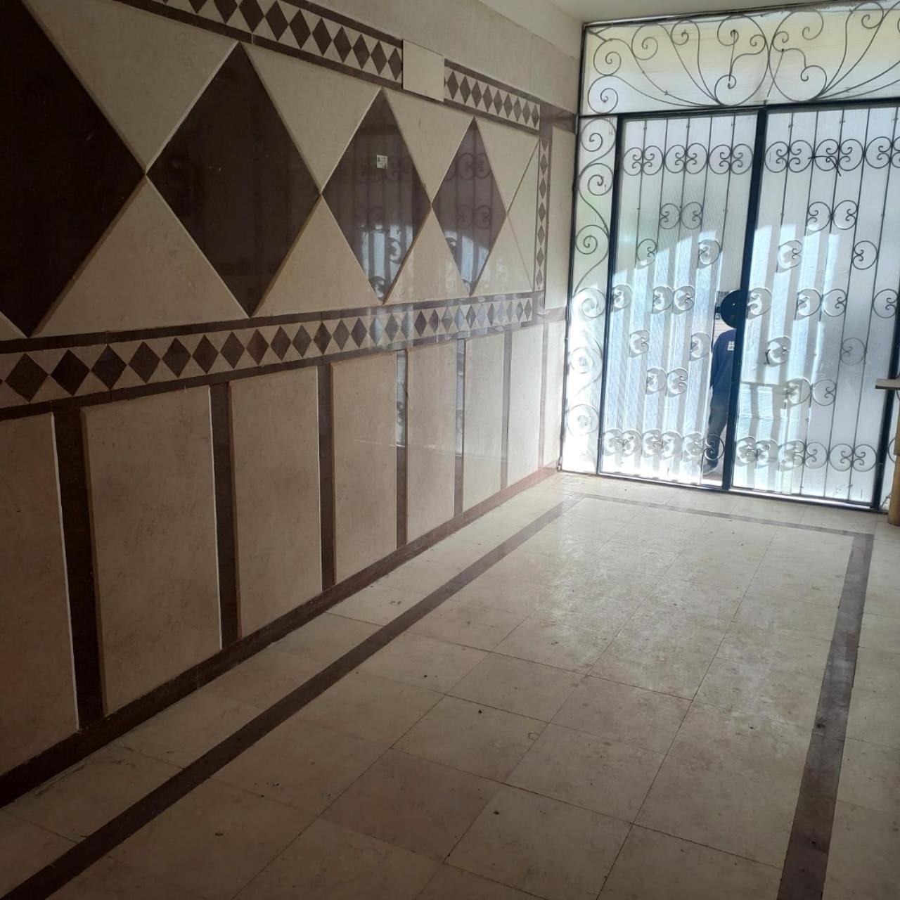 Apartament 3 *
